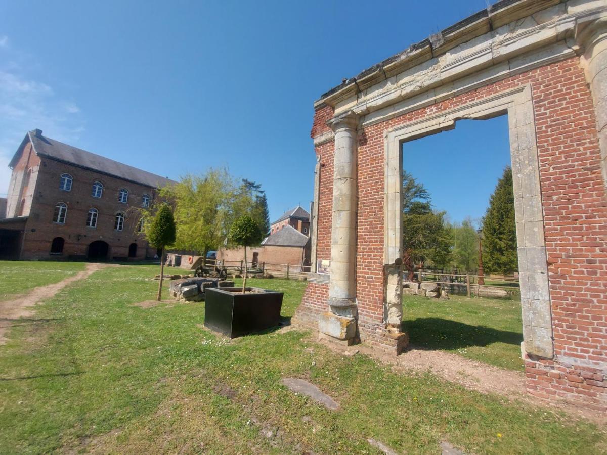 Domaine De Senercy Panzió Sery-les-Mezieres Kültér fotó